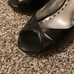 Gianni Bini 6.5 Black Heels